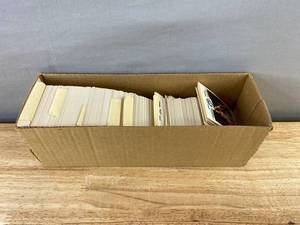 lot 262 image: NBA Minnesota Timberwolves Inaugural Season 1989 Basketball Cards J