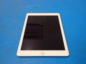 lot 30 image: Apple&nbspiPad 5th Gen A1822  128GB of storage  WIFI Only  Includes Charging Cable 