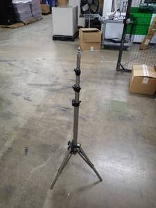 lot 38 image: JTL 5018 Compact Camera Stand 