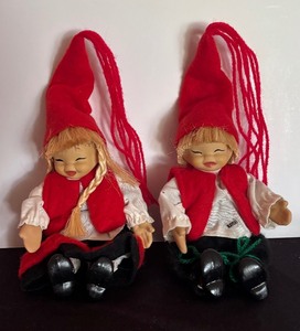 lot 98 image: Two Scandinavian Christmas Gnomes  Nisse Dolls  Tomte Dolls