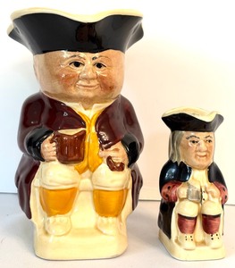 lot 89 image: Vintage Woods & Sons Toby Jug No.2 and Philpot