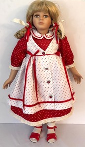 lot 81 image: Paradise Galleries Doll Jessica #970 by Vera Scholz