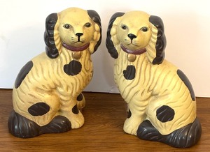 lot 75 image: Vintage Ceramic Pair of Staffordshire Style Dog Figurines  Pair of 8 Inch Vintage Style Ceramic Spaniel Dog Figurines
