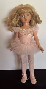 lot 170 image: Vintage Penny Doll Ballerina by Robert Tonner Dolls