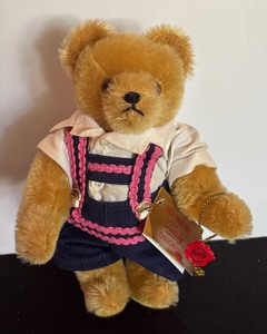 lot 197 image: Original Hermann Bear