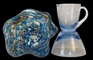 lot 120 image: Glass Eye Studio Hand-Blown Art Glass Bowl with Creamer and Sugar Set
