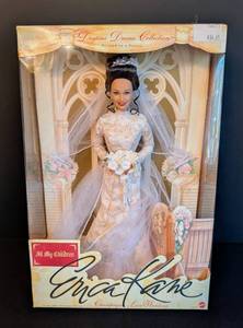 lot 261 image: New Erica Kane All My Children Champagne Lace Wedding Doll by Mattel