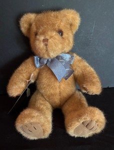 lot 238 image: Limited Edition 65th Anniversary Grandmas Bear Doll by Mary Meyer