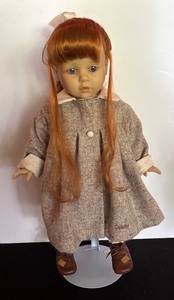 lot 240 image: Vintage Zapf Colette Doll