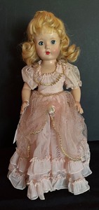 lot 14 image: Vintage Effanbee Honey Cinderella Doll