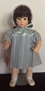 lot 346 image: Reeves International Nichole Doll by Suzanna Gibson Dolls