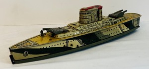 lot 312 image: 1950s Vintage Marx Tin Wind-Up Toy Battleship  Litho Model of the USS Washing (BB-56)
