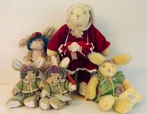 lot 303 image: Vintage Bunnies from Hallmark Bunnies by The Bay, Russ and Boys