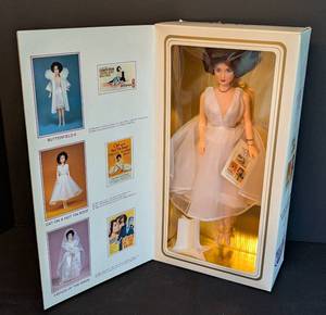 lot 279 image: World Doll Elizabeth Taylor Cat on a Hot Tin Roof Doll