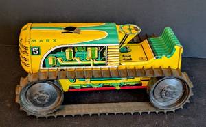lot 329 image: Marx Wind Up Tin Toy Tractor