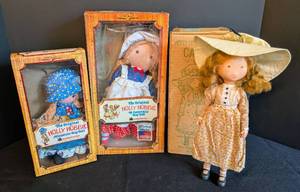 lot 368 image: Three Holly Hobby Dolls