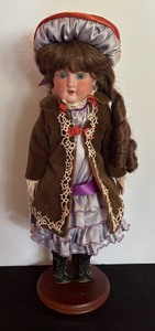 lot 436 image: Vintage German Armand Marseille Doll