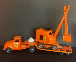 Vintage Tonka Hi-Way Tractor Trailer Lowboy with Steam Shovel