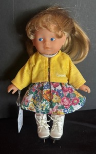 lot 476 image: Vintage Corolle Poupee Toddler Doll