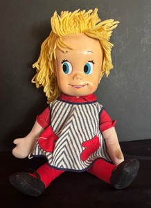 lot 498 image: Vintage 1961 Mattel Sister Belle Doll