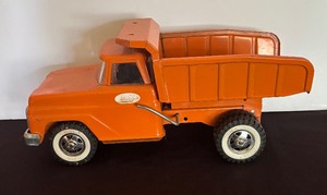 lot 505 image: Vintage Tonka Steel Classics Commemorative Quarry Dump Truck