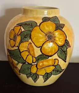 lot 94A image: Vintage Ceramic Vase with Yellow Floral Design, 6 Inches Tall