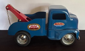 lot 544 image: Vintage Tonka Official Service Tow Truck