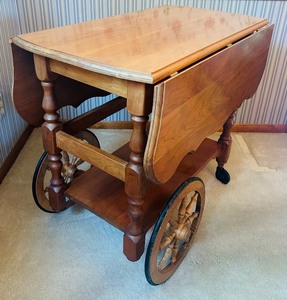 lot 5 image: Beautiful Vintage Hand Made Drop Leaf Tea Cart by Vern Strand