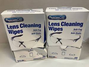 lot 49 image: Lens Cleaning Wipes