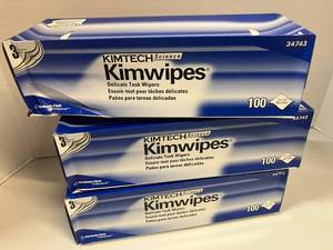 lot 121 image: Kimtech Delicate Task Wipers