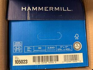 lot 17 image: 2500 Sheets of Hammermill Copy Paper - 11x17