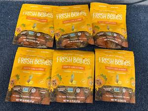 lot 121 image: 6 Bags of Fresh Bellies Freeze Dried Pineapple and Chilli