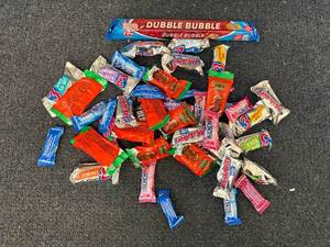 lot 180 image: Lot of Assorted Candy