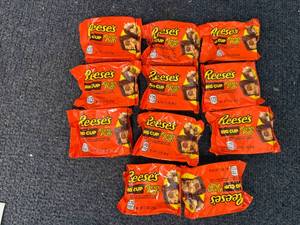 lot 188 image: 12 Packs of Reeses Big Cups