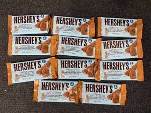 lot 189 image: 12 Hersheys Milklicious Bars
