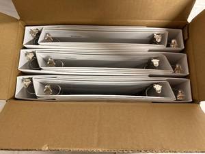 lot 66 image: 12 Universal 1in White Round Ring Binders