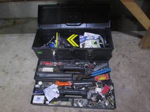 lot 106 image: Large plastic tool box containing m...