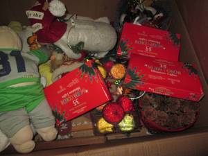lot 35 image: Lot of misc Christmas decor and 2-h...