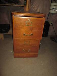 lot 38 image: 2-drawer standard size wood file ca...