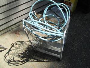lot 161 image: Small 3-tier Wire style rolling rac...
