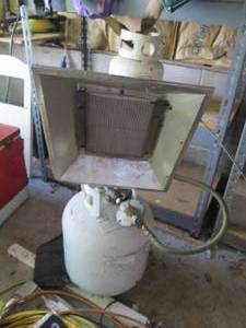 lot 175 image: 20lb Propane cylinder with square s...