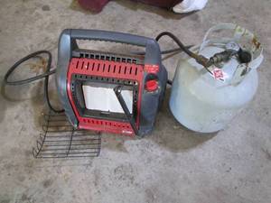 lot 197 image: Mr Heater Big Buddy Propane heater ...