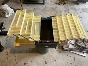lot 719 image: Collection of 4 Fishing Tackle Boxes with Organizers