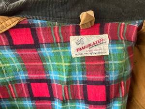 lot 752 image: Collection of 4 Outdoor Jackets with Mixed Patterns and Linings
