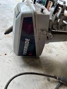 Evinrude 6 HP Outboard Motor with Fuel Tank and Hose