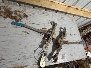 lot 820 image: Pair of Vintage Hand Cable Pullers with Hooks