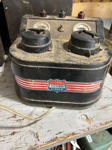 lot 851 image: American Flyer Lines 30B Twin Power Controller Toy Transformer