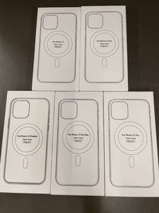 lot 44 image: Lot of Magnetic Clear Cases for iPhone 121315 Series