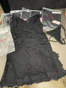 lot 73 image: 5-Piece Airece Womens Black Lace Lingerie Sleep Dress XL NWT