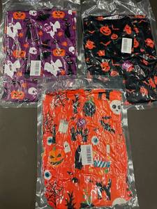lot 89 image: Teen girls Halloween pajama sets, assorted designs, size 15-16